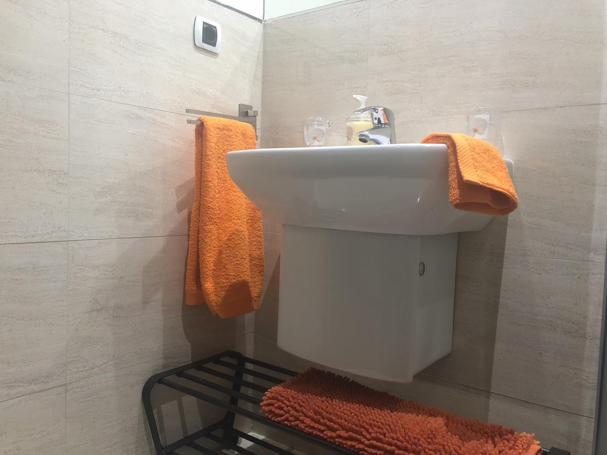 Perseus Vivienda Unifamiliar Con Terraza Y Jardin - Wifi - 3 Habitaciones - 2 Banos Las Palmas de Gran Canaria Ngoại thất bức ảnh