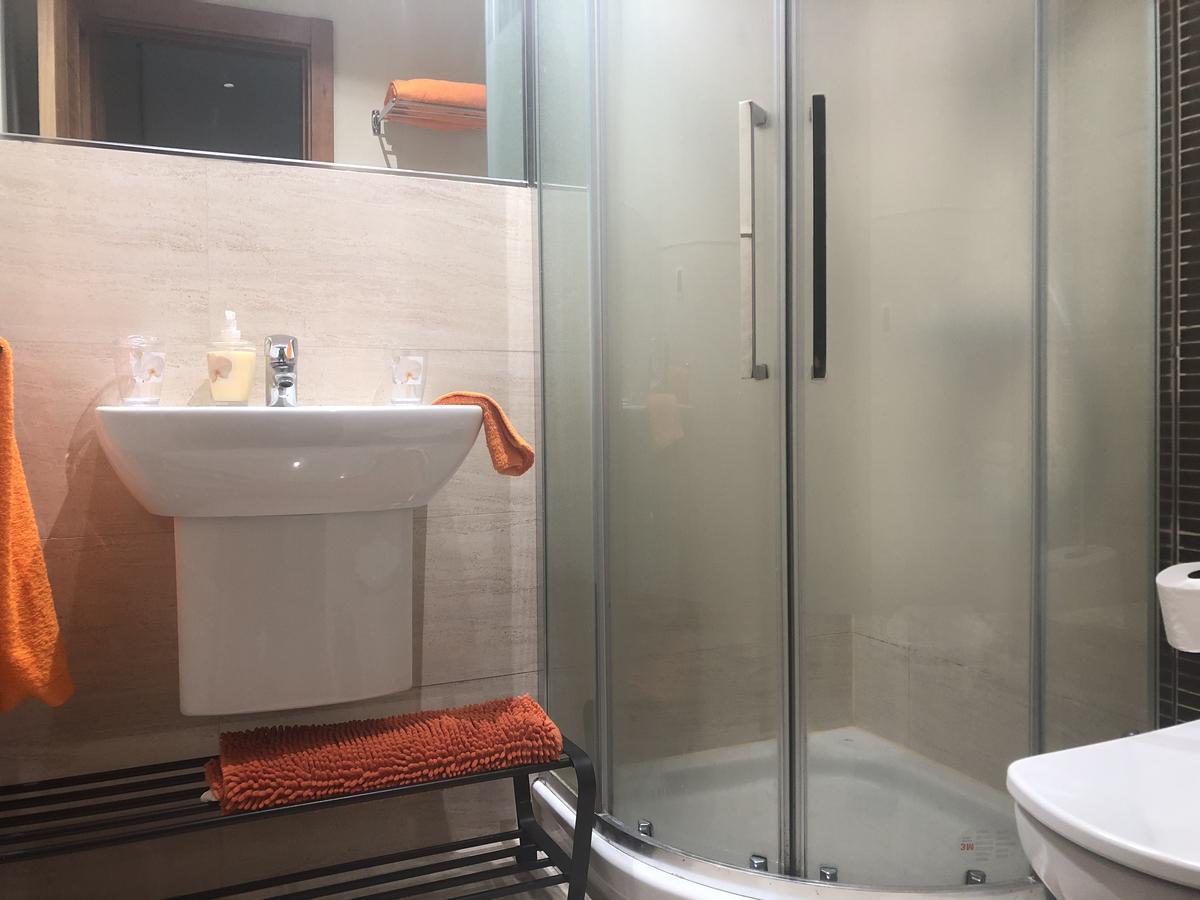 Perseus Vivienda Unifamiliar Con Terraza Y Jardin - Wifi - 3 Habitaciones - 2 Banos Las Palmas de Gran Canaria Ngoại thất bức ảnh
